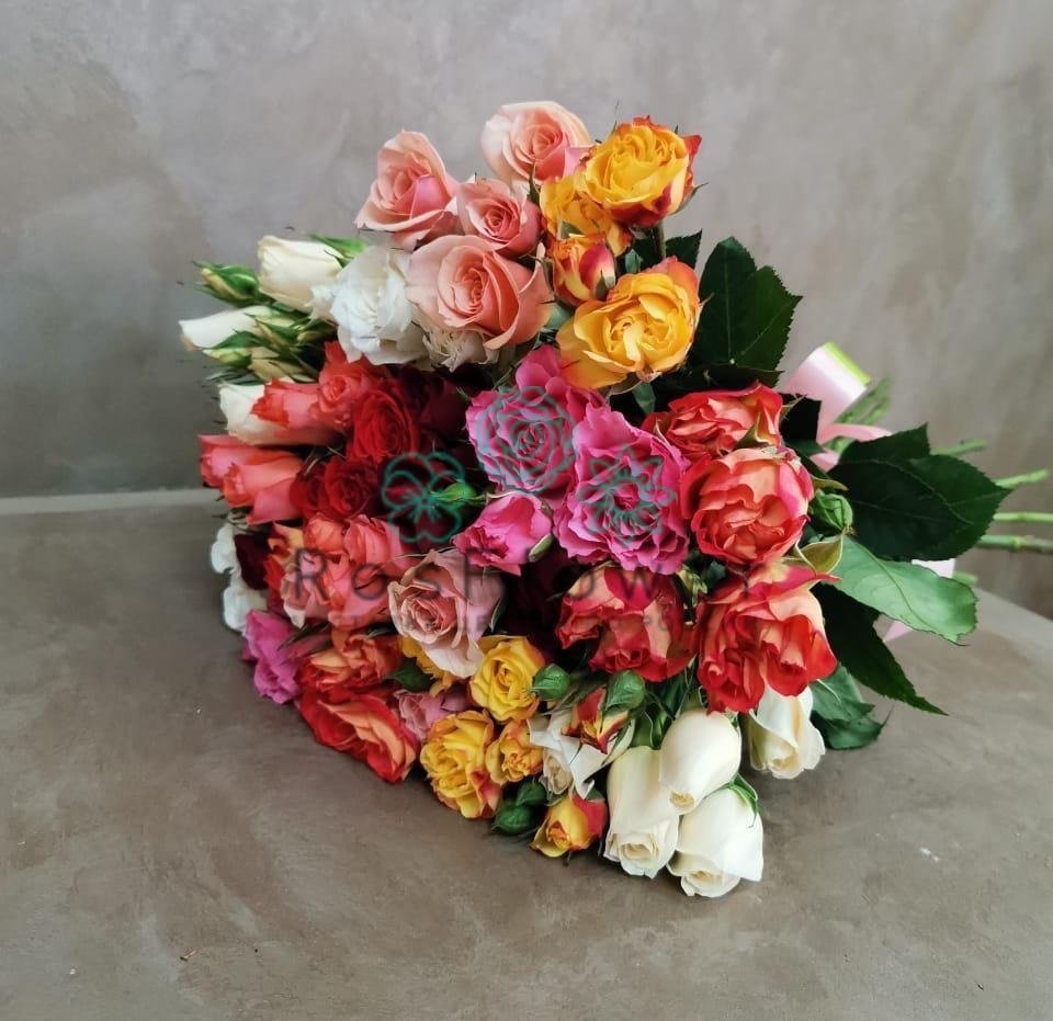 Букет цветов из: Розы в Пинюг