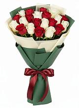 Букет Микс из красных и белых роз #REPLACE_PRED# Пинюг