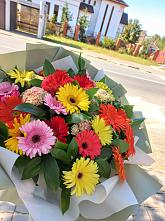 Букет цветов из:  Герберы #REPLACE_PRED# Пинюг