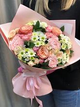 Букет нежные объятья в Пинюг Букет цветов из: Гвоздики, Розы и Хризантемы в Пинюг