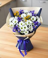 Букет цветов из:  Розы, Ирисы и Хризантемы #REPLACE_PRED# Пинюг