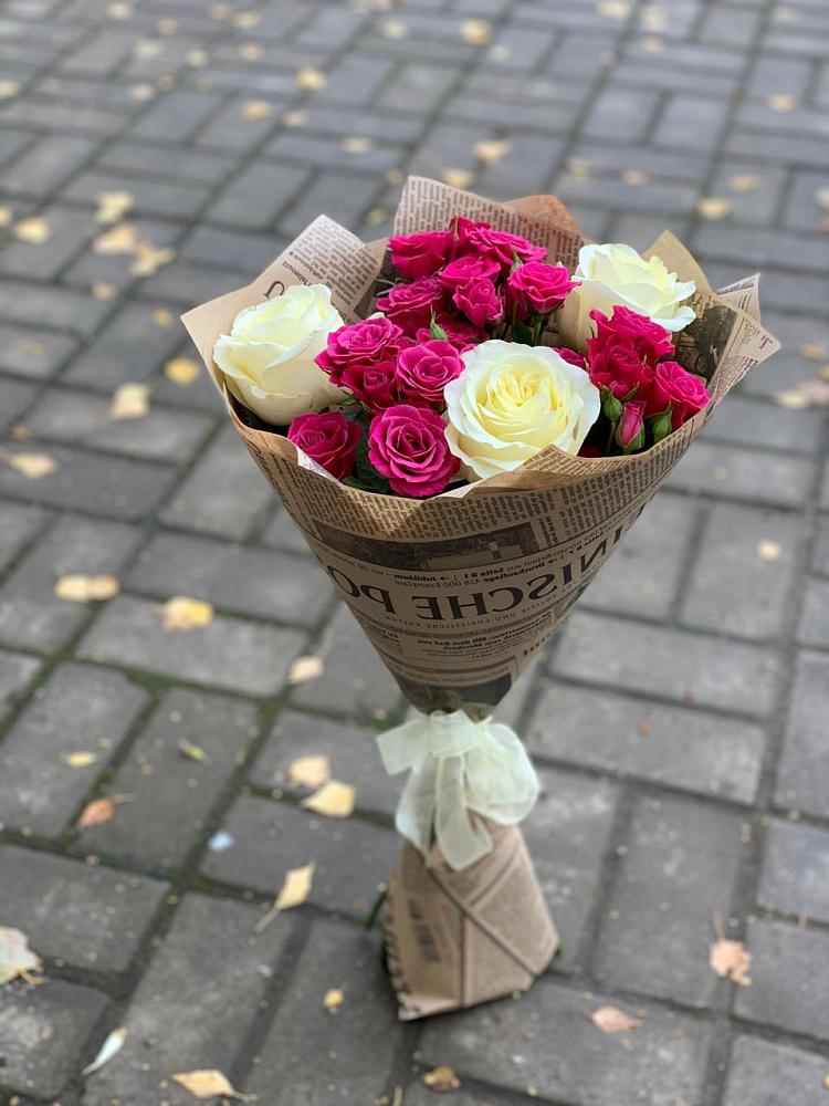 Букет цветов из: Розы в Пинюг
