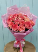 Букет 15 Розовых роз Равель в Пинюг