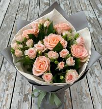 Букет цветов из:  Розы #REPLACE_PRED# Пинюг