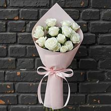 Букет цветов из:  Розы #REPLACE_PRED# Пинюг